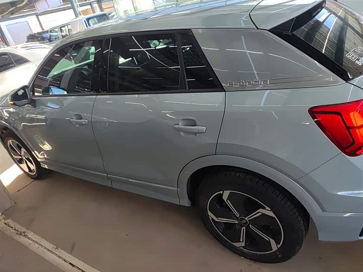 Фото 4 - Audi Q2L e-tron