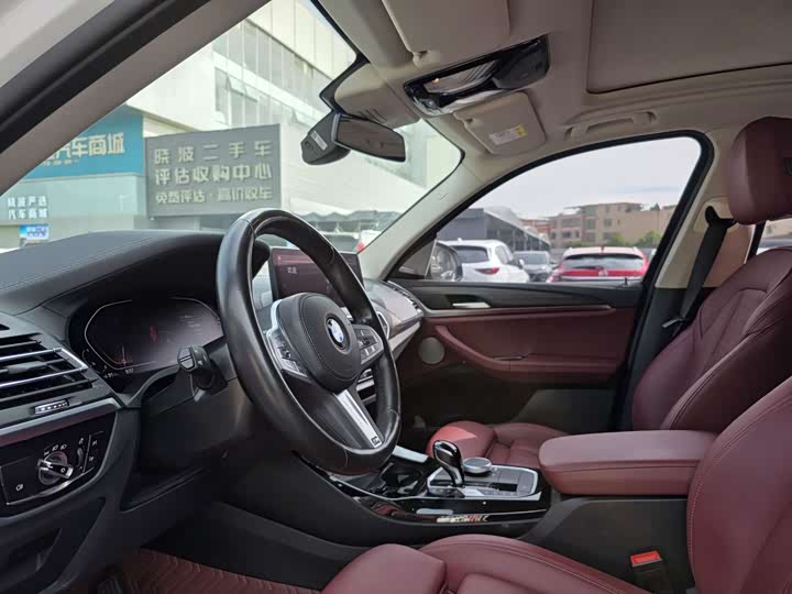 Фото 16 - BMW X3