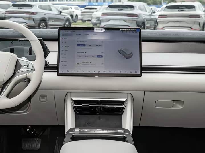 Фото 5 - BYD Tang L