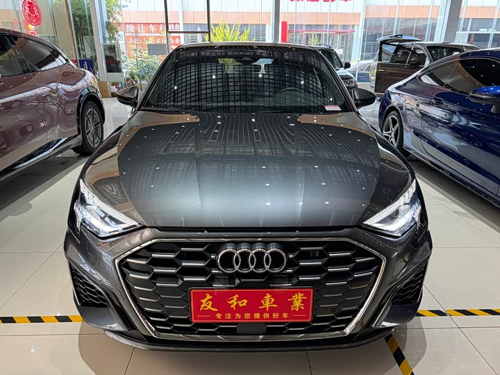 Фото 2 - Audi A3