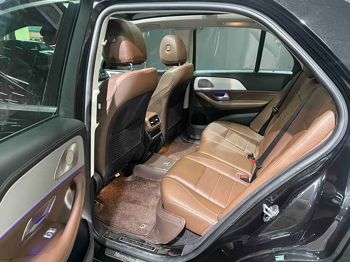 Фото 7 - Mercedes-Benz GLE-Class