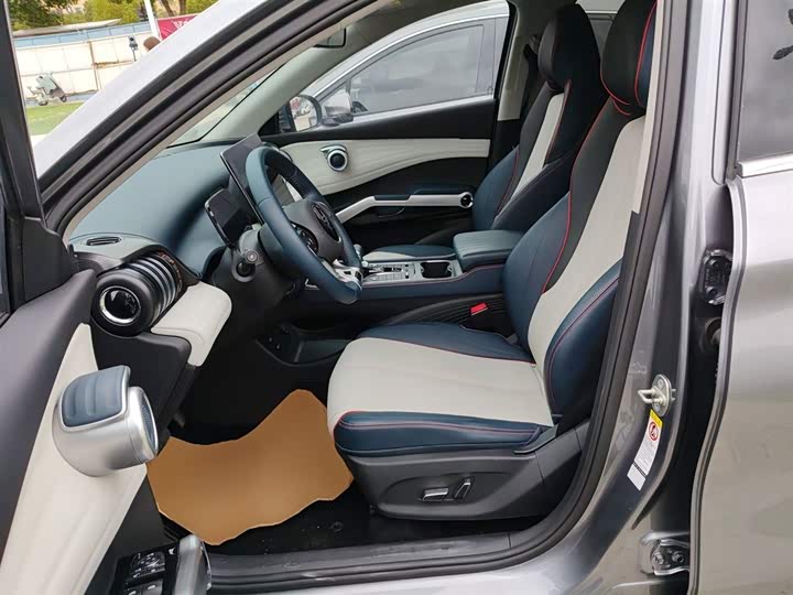 Фото 15 - BYD Yuan Plus