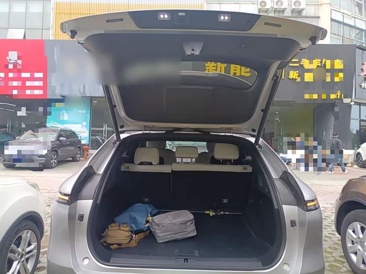 Фото 8 - XPeng G6