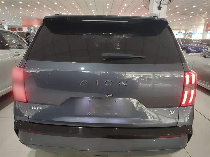 Фото 6 - GAC Aion V