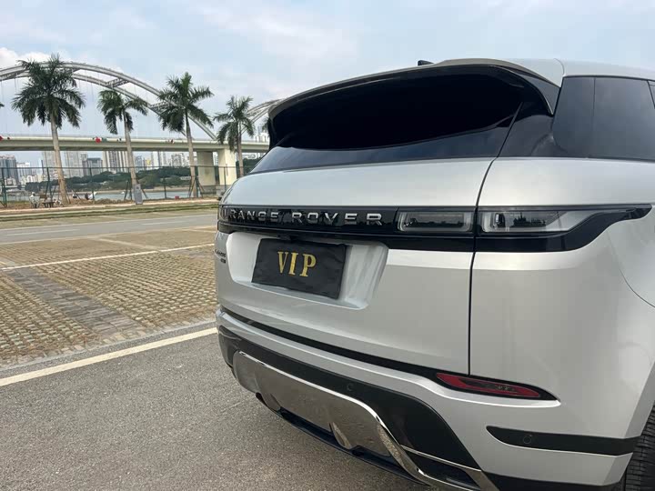 Фото 16 - Land Rover Range Rover Evoque L