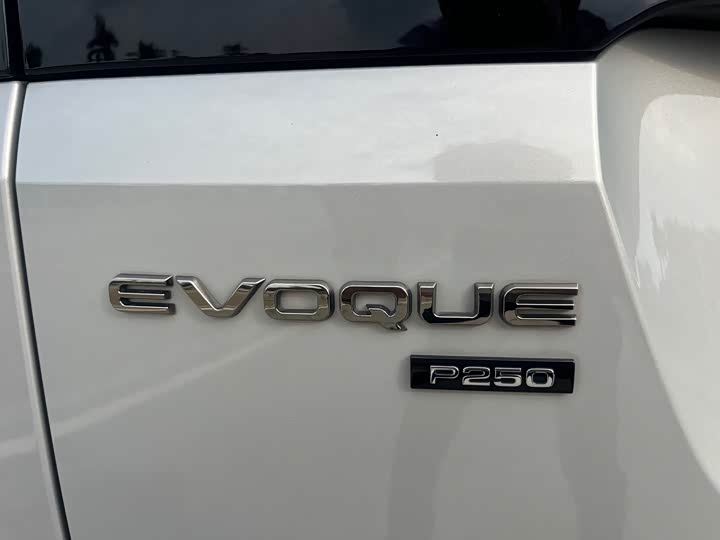 Фото 17 - Land Rover Range Rover Evoque L