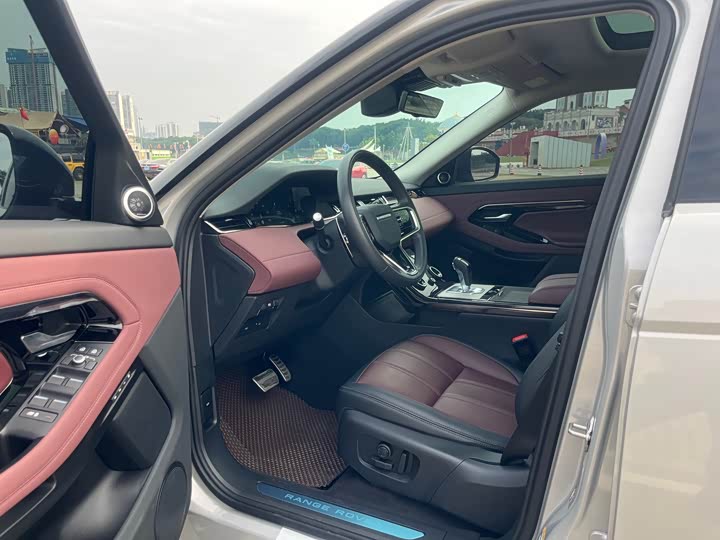 Фото 23 - Land Rover Range Rover Evoque L