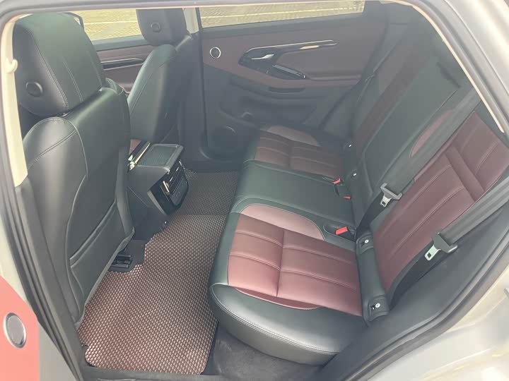 Фото 30 - Land Rover Range Rover Evoque L