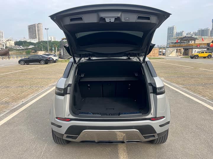 Фото 31 - Land Rover Range Rover Evoque L