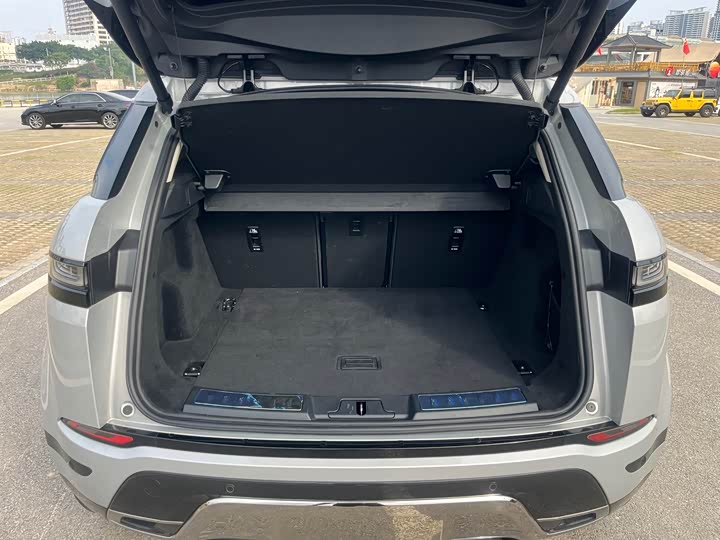 Фото 32 - Land Rover Range Rover Evoque L