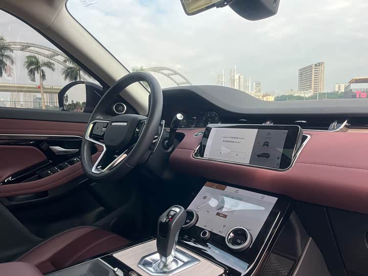 Фото 38 - Land Rover Range Rover Evoque L