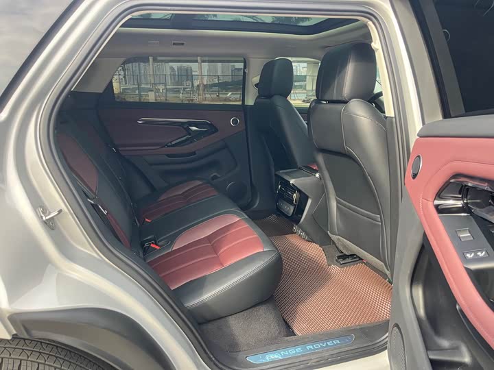 Фото 42 - Land Rover Range Rover Evoque L