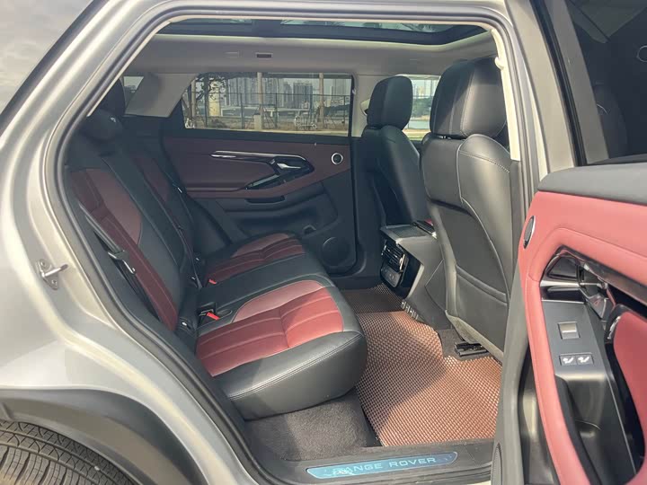 Фото 43 - Land Rover Range Rover Evoque L