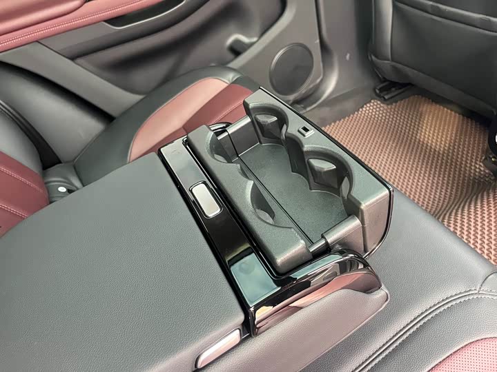 Фото 46 - Land Rover Range Rover Evoque L