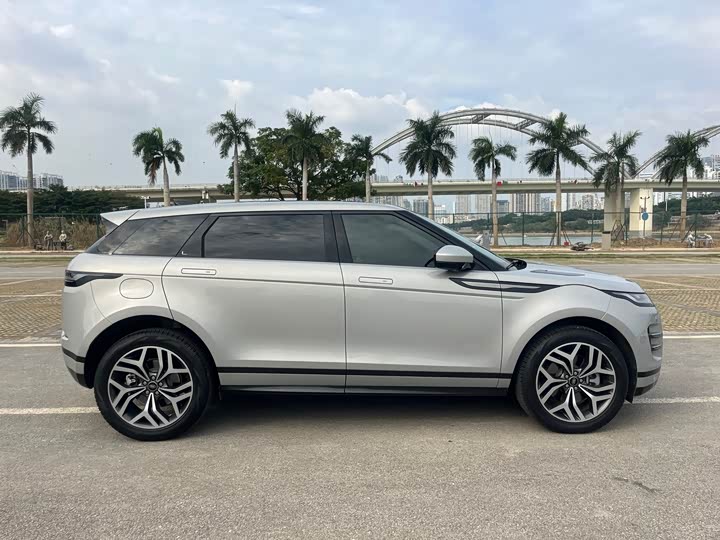 Фото 8 - Land Rover Range Rover Evoque L