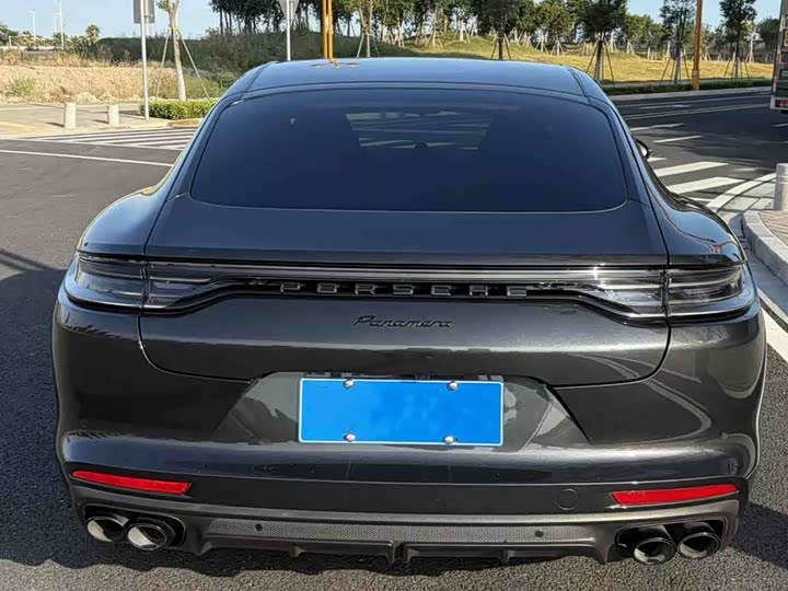 Фото 8 - Porsche Panamera