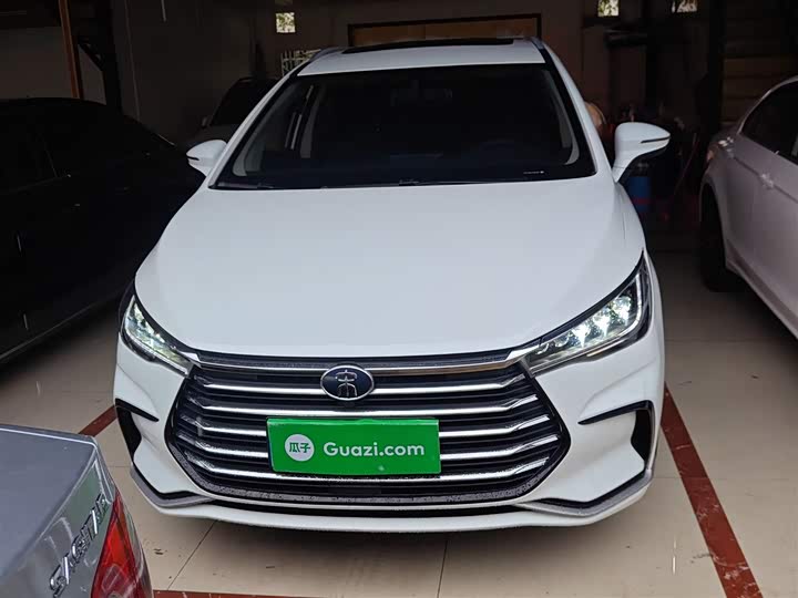 Фото 3 - BYD Song Max