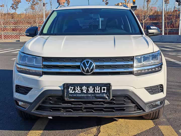 Фото 2 - Volkswagen Tharu