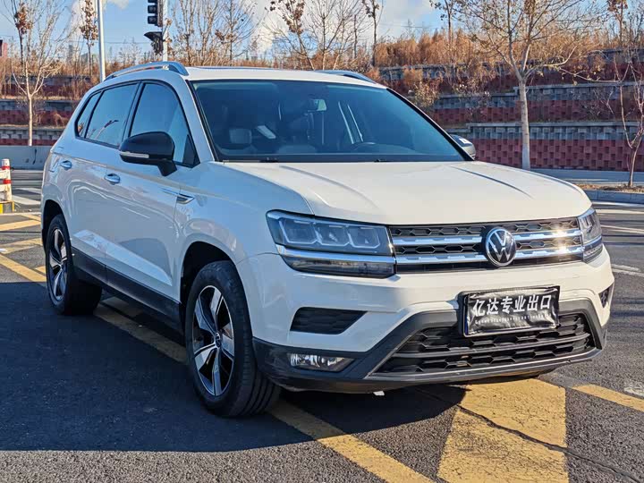 Фото 3 - Volkswagen Tharu