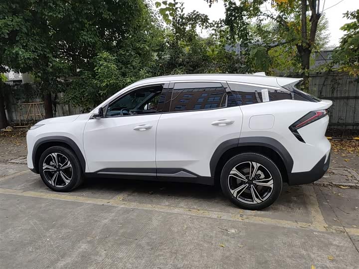 Фото 5 - Geely Galaxy L7