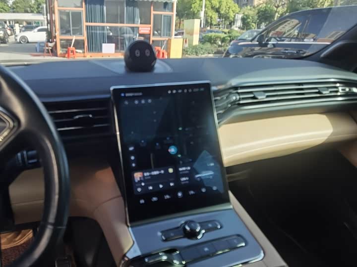 Фото 22 - Nio ES6