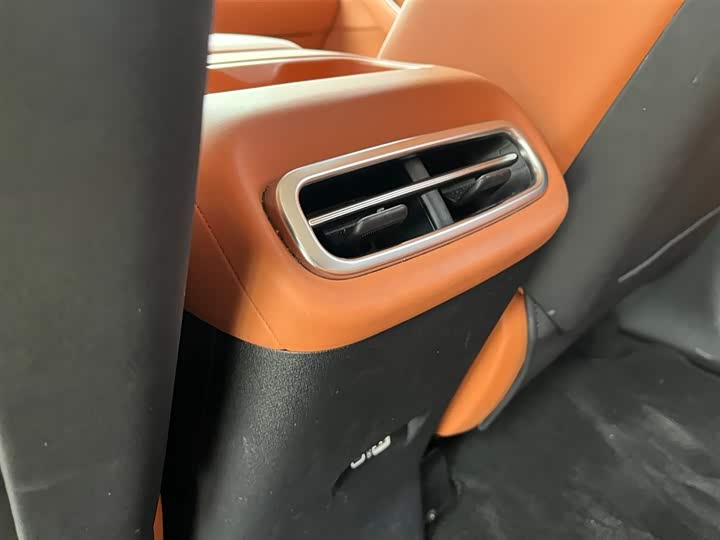 Фото 15 - Leapmotor C10