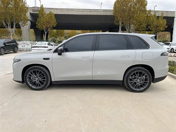 Фото 4 - Leapmotor C10