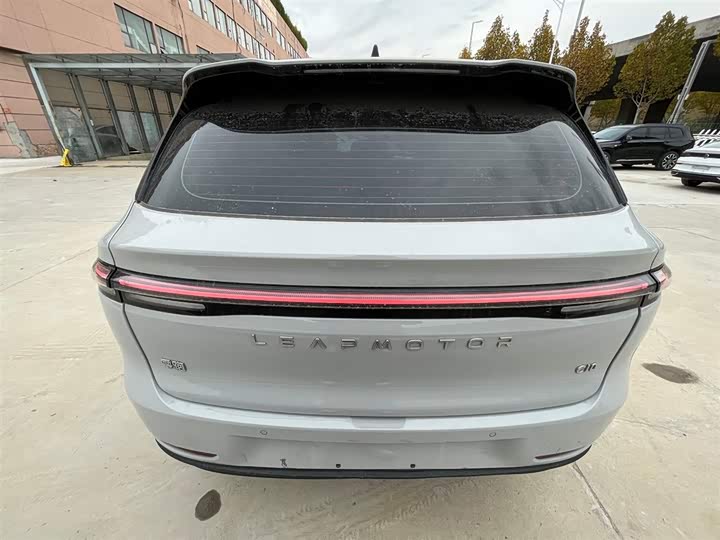 Фото 6 - Leapmotor C10