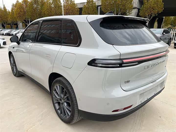 Фото 7 - Leapmotor C10