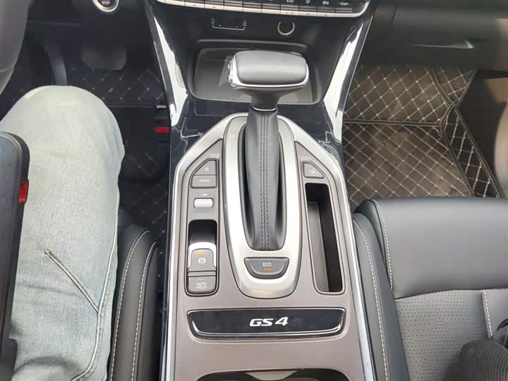 Фото 14 - GAC Trumpchi GS4