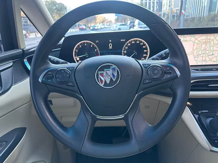 Фото 15 - Buick GL8 ES