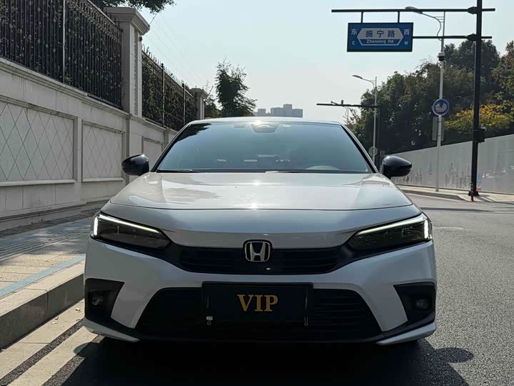 Фото 2 - Honda Civic