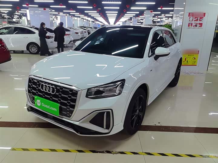 Фото 2 - Audi Q2L