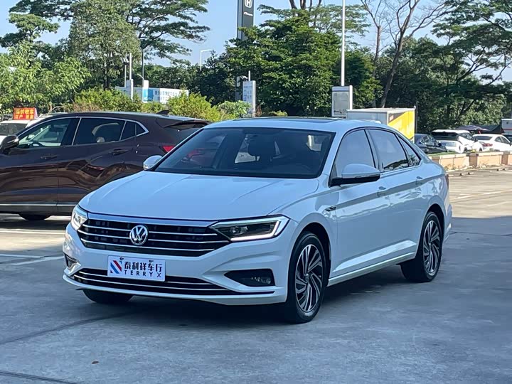 Фото 1 - Volkswagen Sagitar L