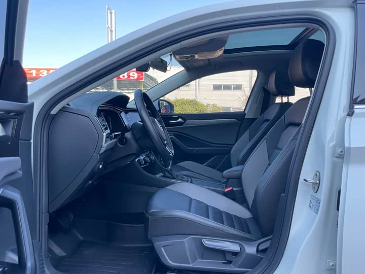 Фото 11 - Volkswagen Sagitar L