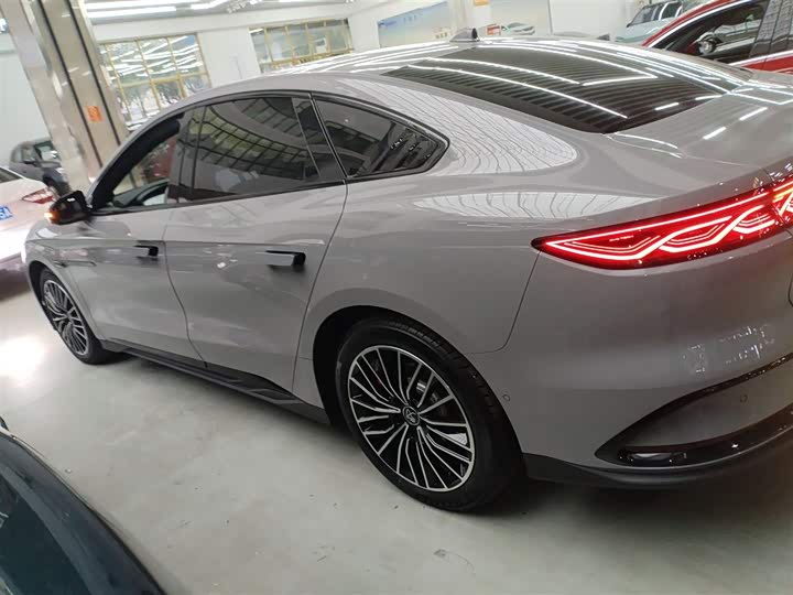 Фото 5 - BYD Han