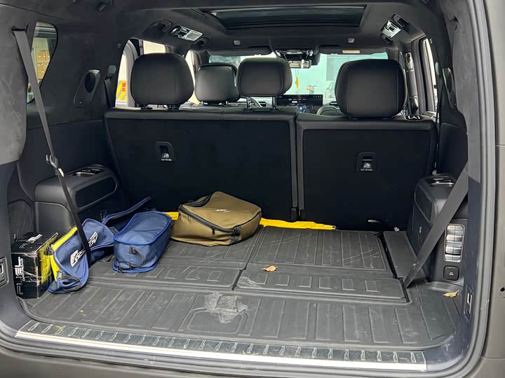 Фото 18 - BYD FangChengBao Leopard 8