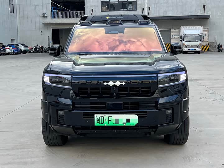 Фото 2 - BYD FangChengBao Leopard 8