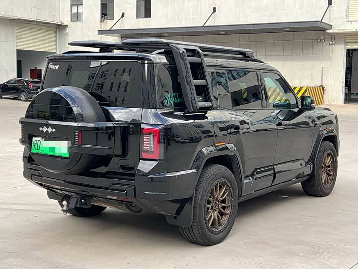 Фото 4 - BYD FangChengBao Leopard 8