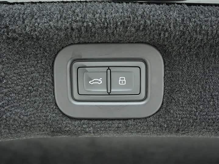 Фото 21 - Bentley Flying Spur