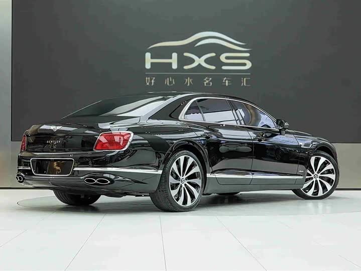 Фото 4 - Bentley Flying Spur