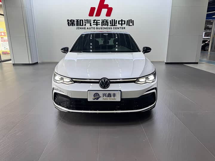 Фото 2 - Volkswagen Golf