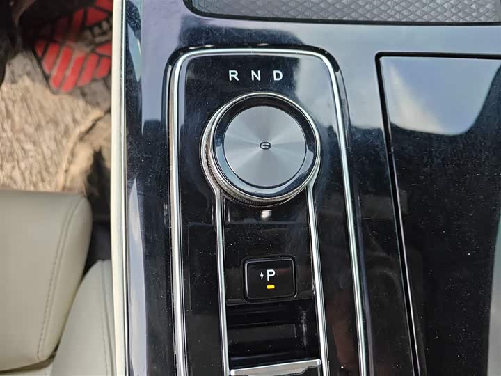 Фото 14 - GAC Aion LX