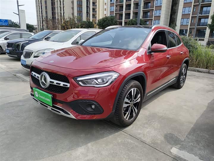 Фото 2 - Mercedes-Benz GLA-Class