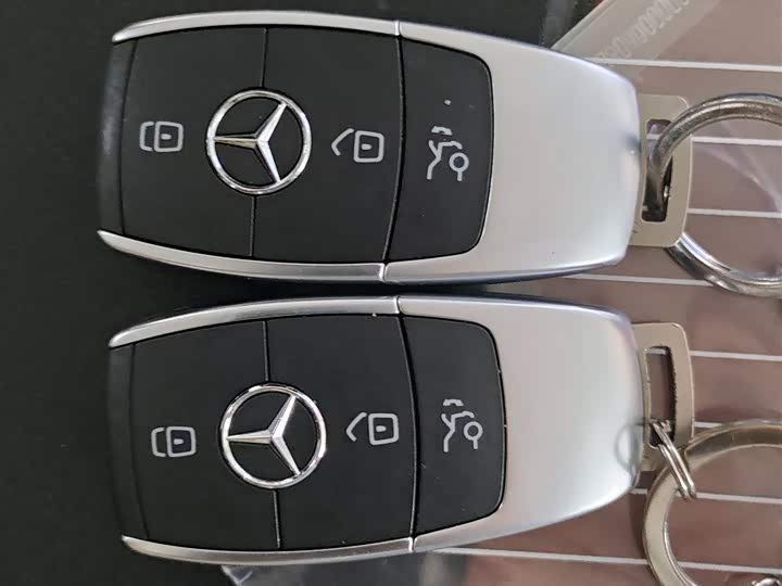 Фото 9 - Mercedes-Benz GLA-Class