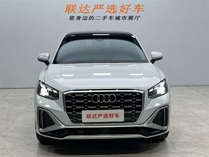 Фото 20 - Audi Q2L