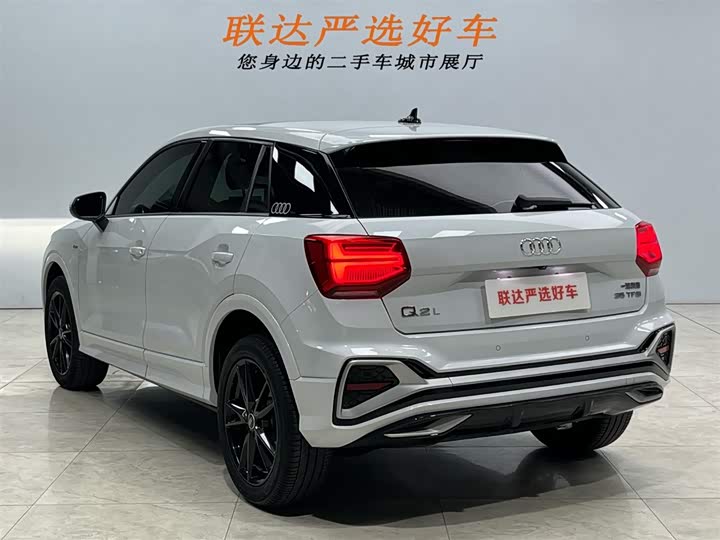 Фото 22 - Audi Q2L