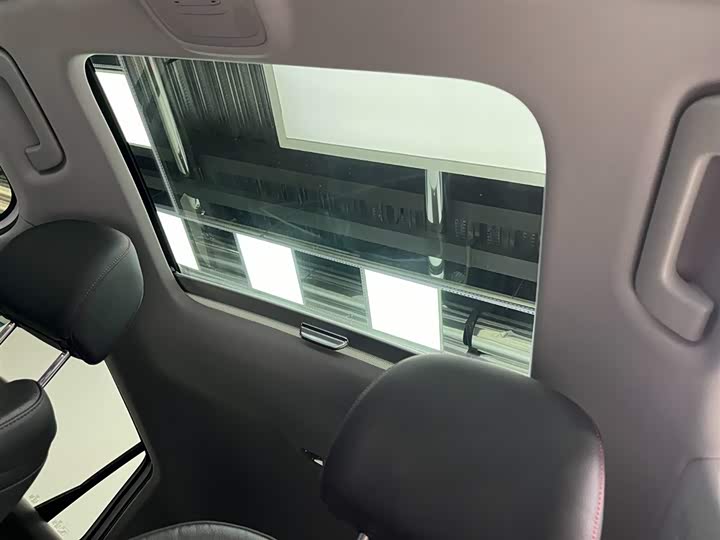 Фото 9 - Audi Q2L