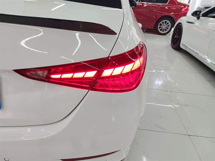 Фото 8 - Mercedes-Benz C-Class