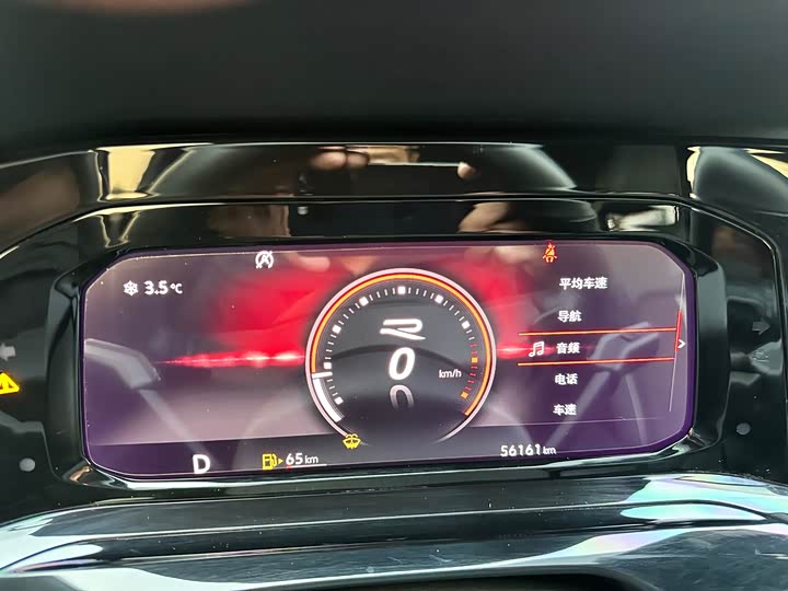 Фото 10 - Volkswagen Golf